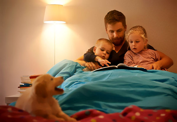 Jak zvýšit šťastné dítě: tři pravidla pro rodiče