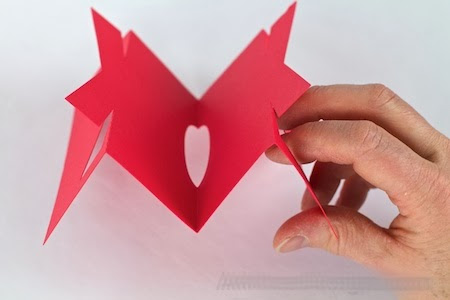 14. února uděláme nádhernou volumetrickou valentinku - mistrovskou třídu s fotkou