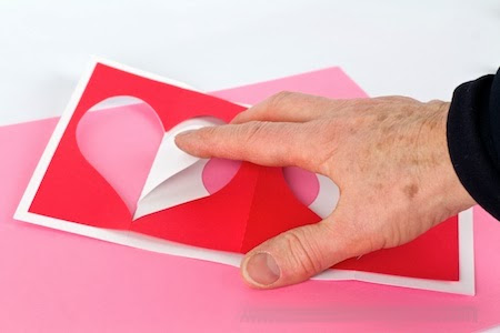 14. února uděláme nádhernou volumetrickou valentinku - mistrovskou třídu s fotkou