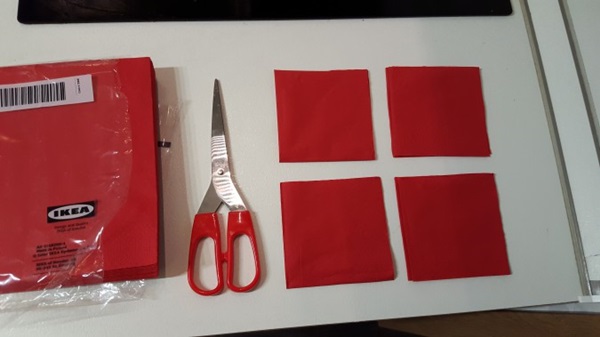 Rose z ubrousku s vlastními rukama