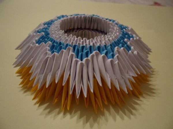 Jak si vyrobit origami labuť moduly - krok za krokem instrukce s fotografiemi a videem