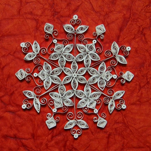 Novoroční řemesla z papíru. Quilling
