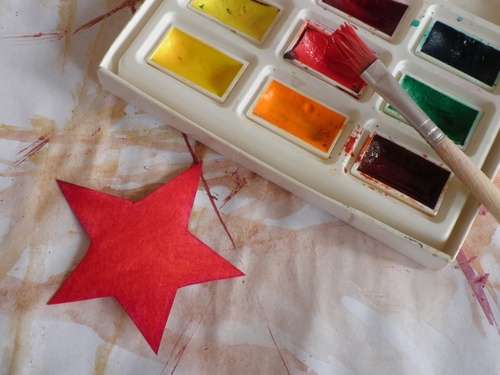 Scrapbooking: ručně vytvořený 9. května s vlastními rukama ve škole
