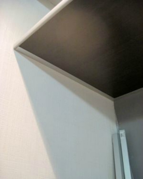 Vestavěná šatní skříň s vlastními rukama