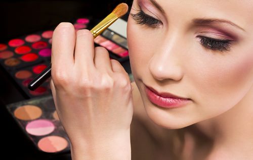 Make makeup pro oči