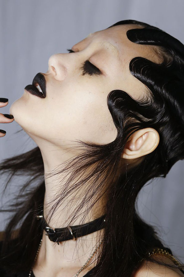 Grafický make-up - zimní trend 2016-2017