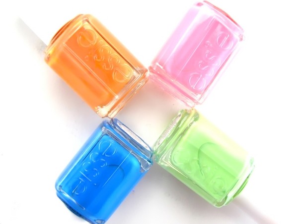 Indické motivy v kolekci nehtů Essie Resort 2016