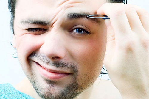 Jak řezat obočí