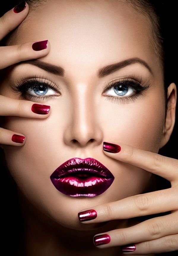 Nádherný make-up pro nový rok 2017 Cock pro modré, zelené a hnědé oči - krok za krokem lekce pro fotografie a video