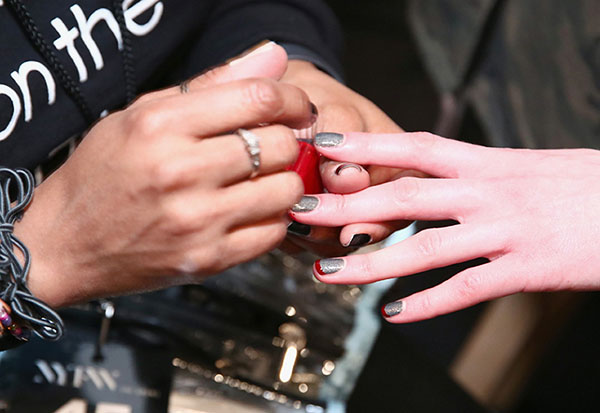 Manikúra haute couture TOP-3 nápady na nehty od návrhářů