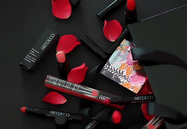 Sváteční make-up s dekorativní kolekcí Artdeco Hypnotic Blossom