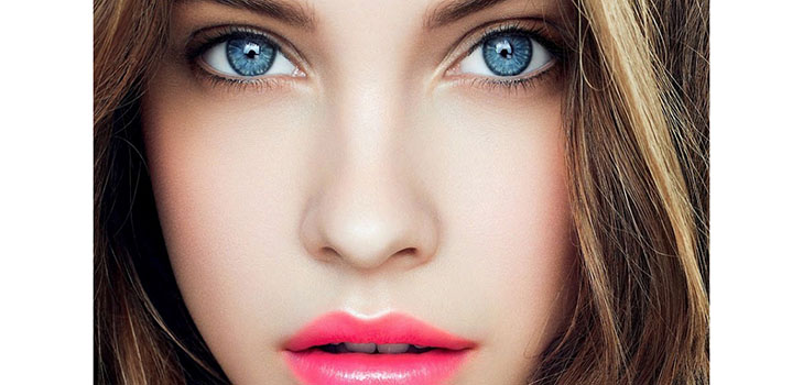 Smrtelné zbraně: techniky smyslného make-up pro datum