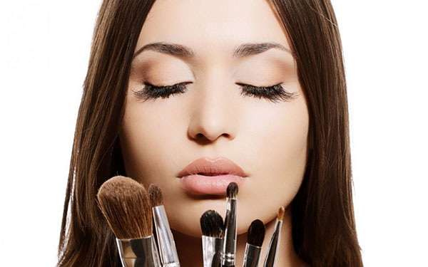 TOP-4 recepty perfektního make-upu: lekce make-up umělců