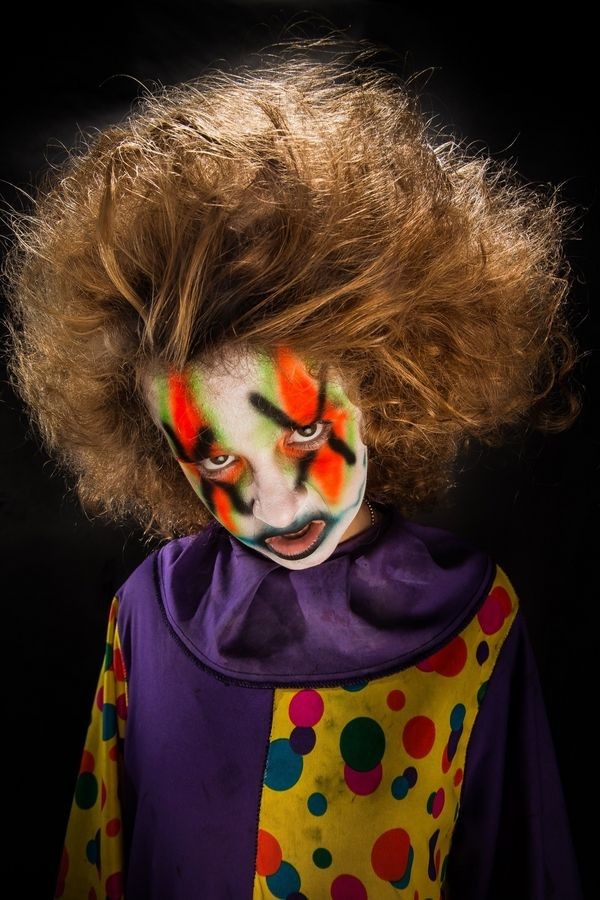 Halloween ve škole: jak oslavovat, nápady pro scénář, soutěže, video. Oblek pro Halloween pro školy s vlastními rukama, foto