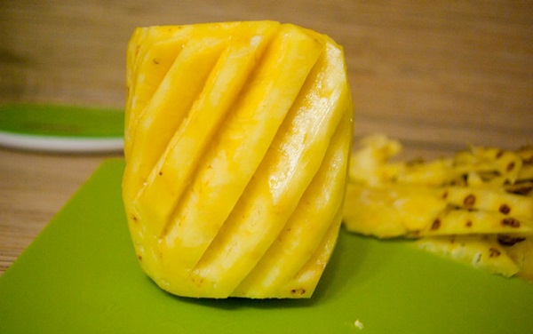 Jak řezat ananas správně a krásně