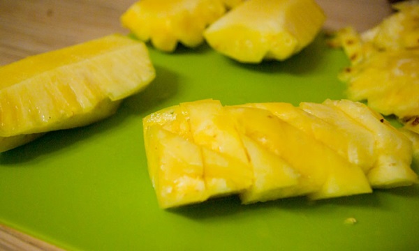 Jak řezat ananas správně a krásně