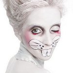 Jak vyrobit make-up pro novoroční karneval? Jak vyrobit make-up pro novoroční karneval?