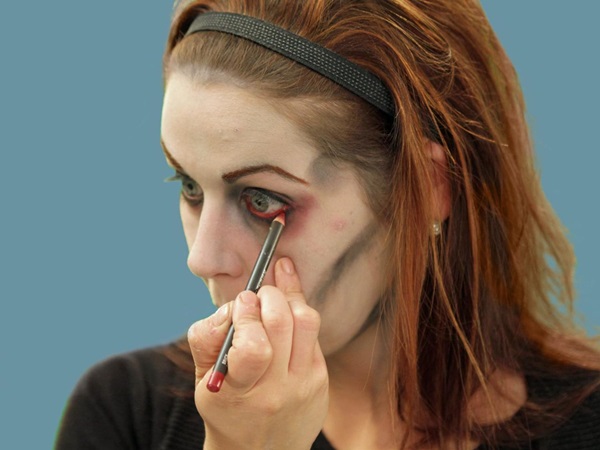 Scary makeup pro Halloween s vlastními rukama pro dívky a holky