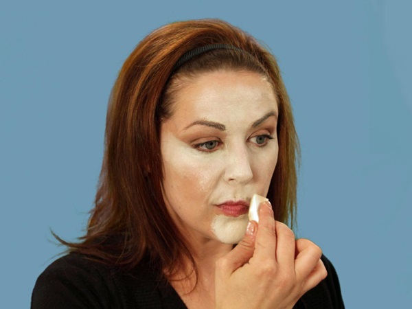 Scary makeup pro Halloween s vlastními rukama pro dívky a holky
