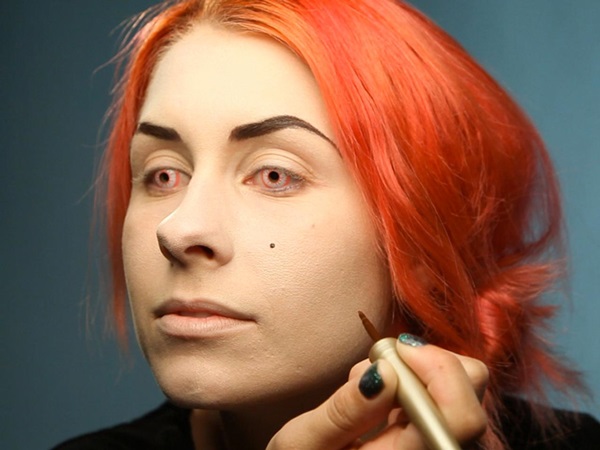 Scary makeup pro Halloween s vlastními rukama pro dívky a holky