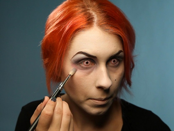 Scary makeup pro Halloween s vlastními rukama pro dívky a holky