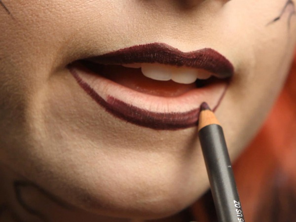 Scary makeup pro Halloween s vlastními rukama pro dívky a holky