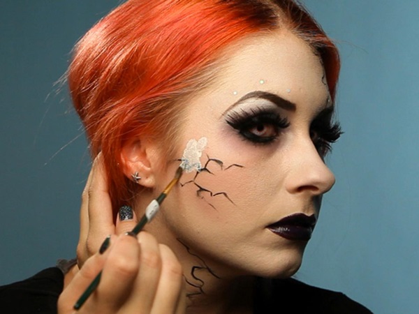 Scary makeup pro Halloween s vlastními rukama pro dívky a holky