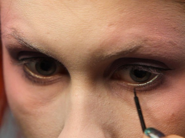 Scary makeup pro Halloween s vlastními rukama pro dívky a holky
