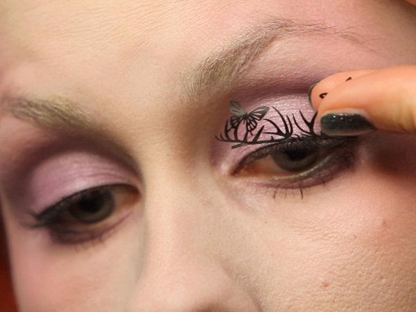 Scary makeup pro Halloween s vlastními rukama pro dívky a holky