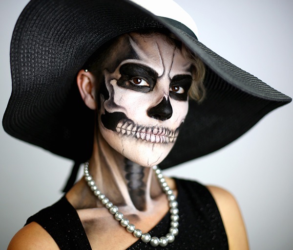 Scary makeup pro Halloween s vlastními rukama pro dívky a holky