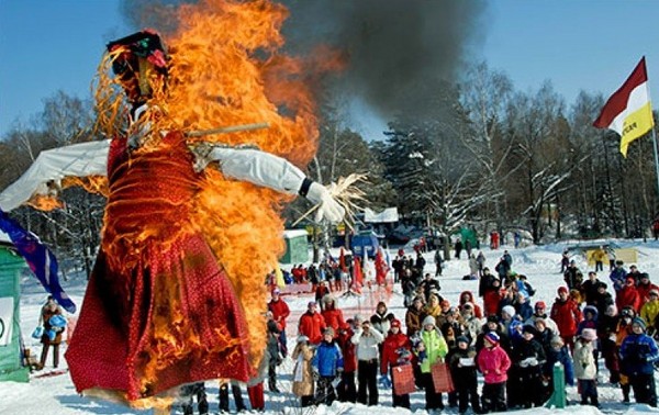 Maslenitsa-2016: hlavní tradice a krásné gratulace