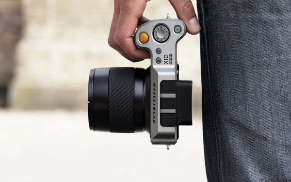 První z nejlepších: kompaktní fotoaparát Hasselblad X1D