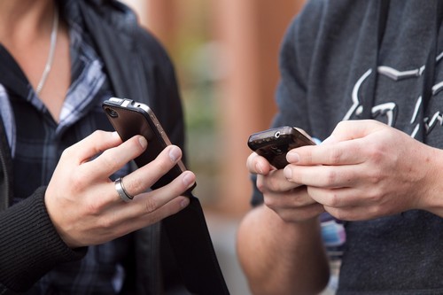 Metody přenosu peněz z karty do telefonu