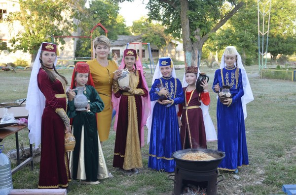 Jak a kdy je Uraza Bayram oslavován v roce 2016 v Rusku. Gratulujeme muslimům země v den půstu