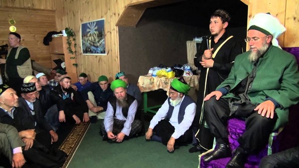 Jak a kdy je Uraza Bayram oslavován v roce 2016 v Rusku. Gratulujeme muslimům země v den půstu