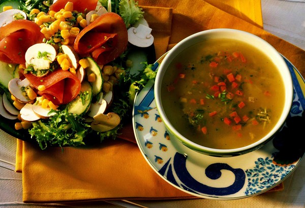 Recepty s fotografií skromné, ale chutné menu, nebo Co můžete jíst ve stánku před Velikonoce
