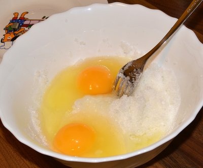 Fotografie z jablkový koláč recept v multivark