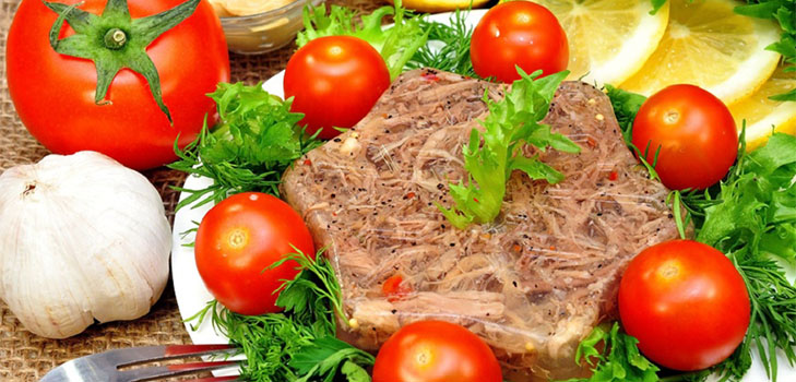 Recepty z chladu s fotkami pořízenými krok za krokem - z vepřového, stopkového, hovězího, kuřecího stehna, s želatinou