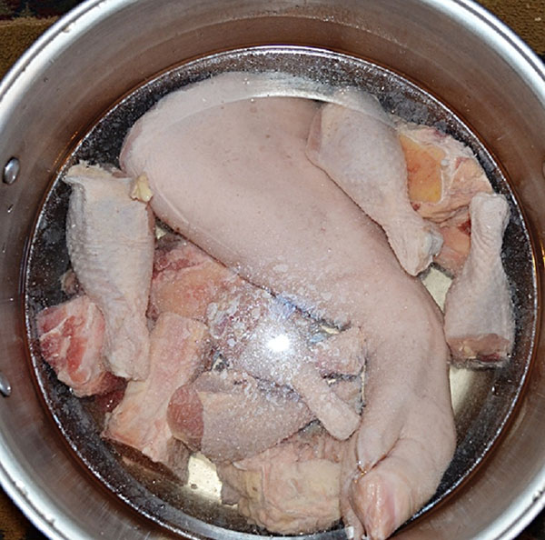 Recepty z chladu s fotkami pořízenými krok za krokem - z vepřového, stopkového, hovězího, kuřecího stehna, s želatinou