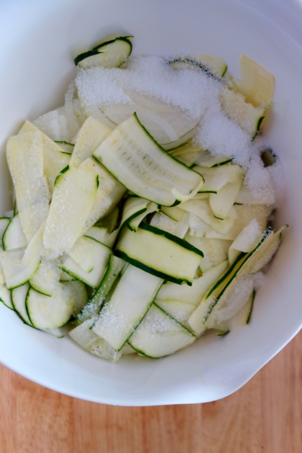 Pikantní cuketa v korejštině - nejchutnější recept na zimu