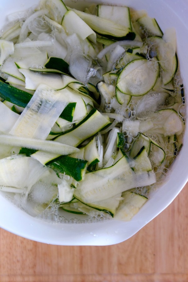 Pikantní cuketa v korejštině - nejchutnější recept na zimu