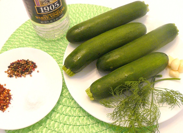 Pikantní cuketa v korejštině - nejchutnější recept na zimu