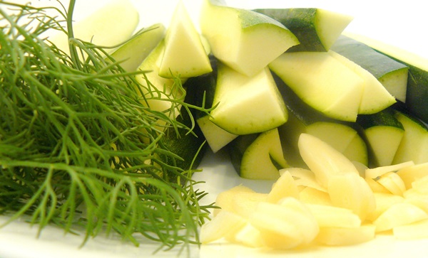 Pikantní cuketa v korejštině - nejchutnější recept na zimu