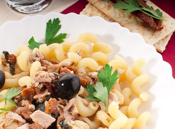 Recept na vynikající těstoviny s kořeněným tuňákem