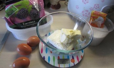 Jak si vyrobit krém pro cappeycakes: recept na máslo, čokoládu a bílkovinový krém