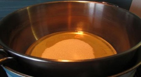 Jak si vyrobit krém pro cappeycakes: recept na máslo, čokoládu a bílkovinový krém