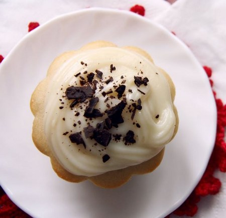 Jak udělat krém pro capkake: pudink, sýr a smetanu z kondenzovaného mléka, recept s fotografií