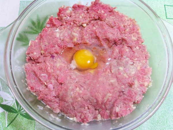 přidejte vejce