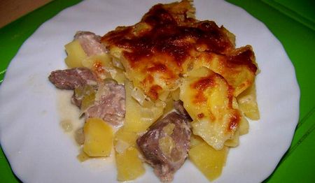 Brambory s masem v troubě: jak vařit chutné? Brambory s masem v troubě: jak vařit chutné?