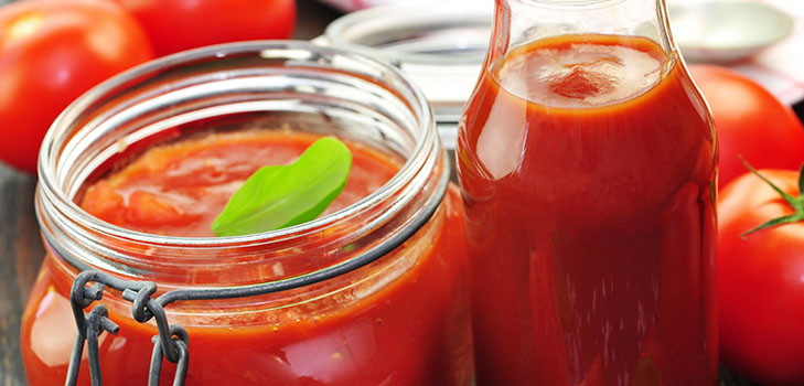 Ketchup vlastních rukou z rajčat: krok za krokem recepty na sklizeň na zimu